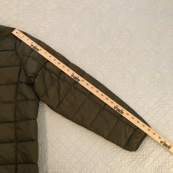 Eddie Bauer Microlight 650 down jacket. Men’s size XXL - Picture 8 of 12